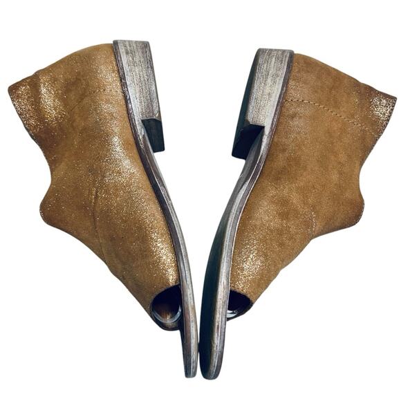 Free People Women’s Sz 8.5 Metallic Tan Sandals Mont Blanc Leather Cutout Flats - Picture 7 of 10